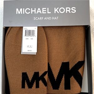 🆕NWT Michael Kors Scarf and Beanie Set One Size Fits Most Brown BlackLogo Hat🆕